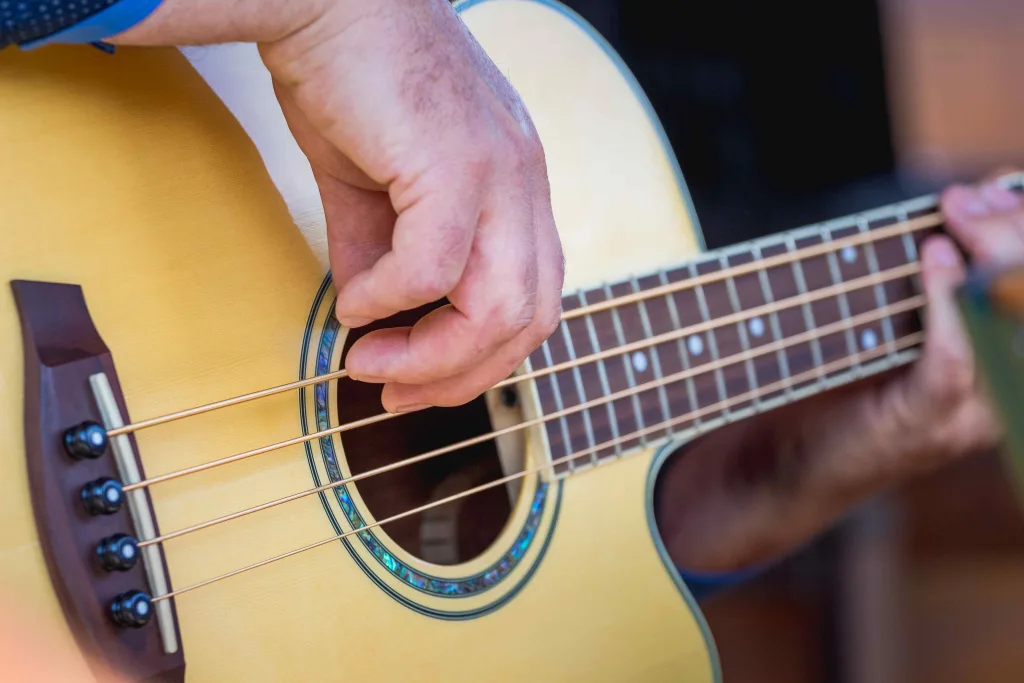 Make Your Guitar Strings Last Longer