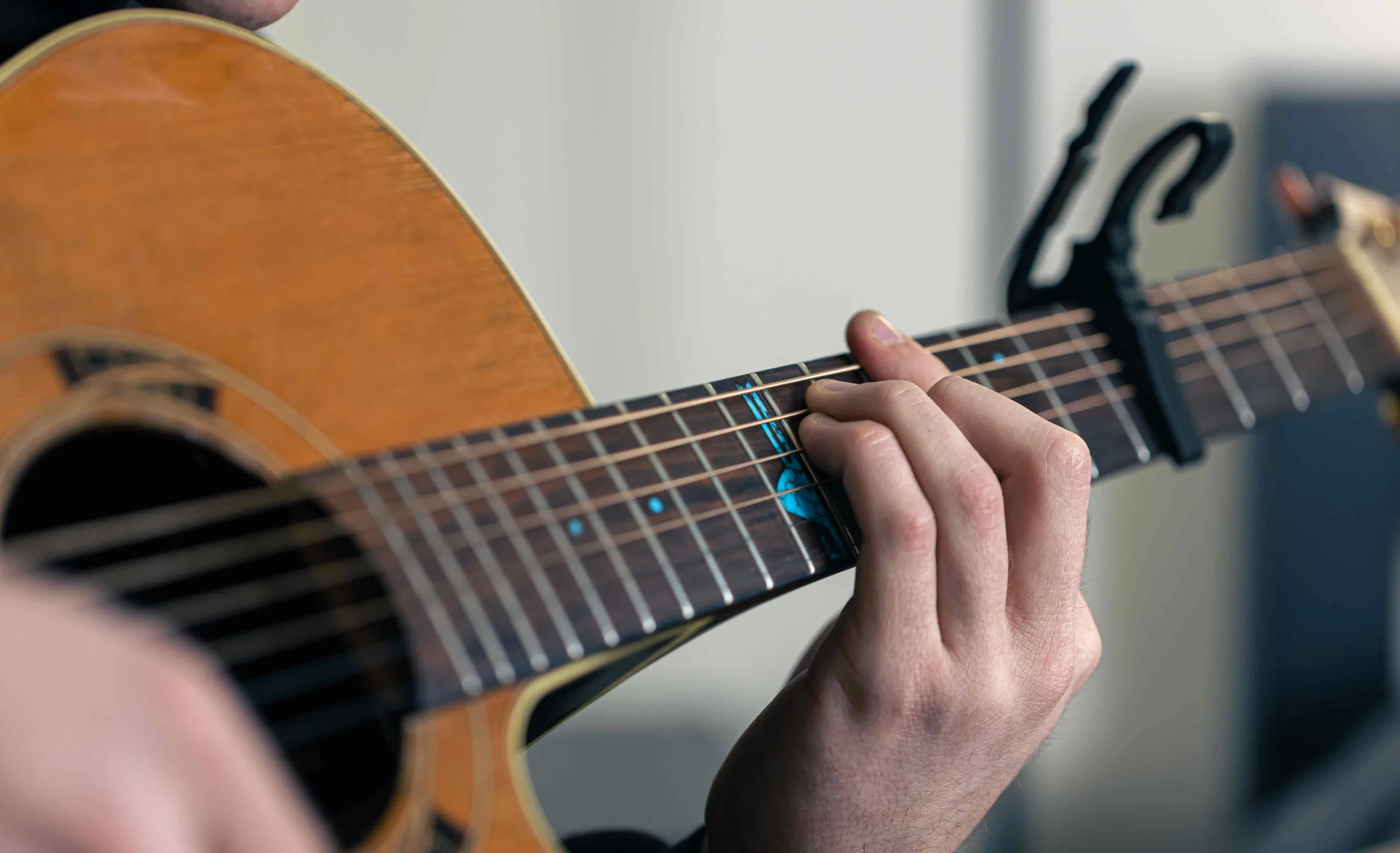 Playing Guitar With a Capo