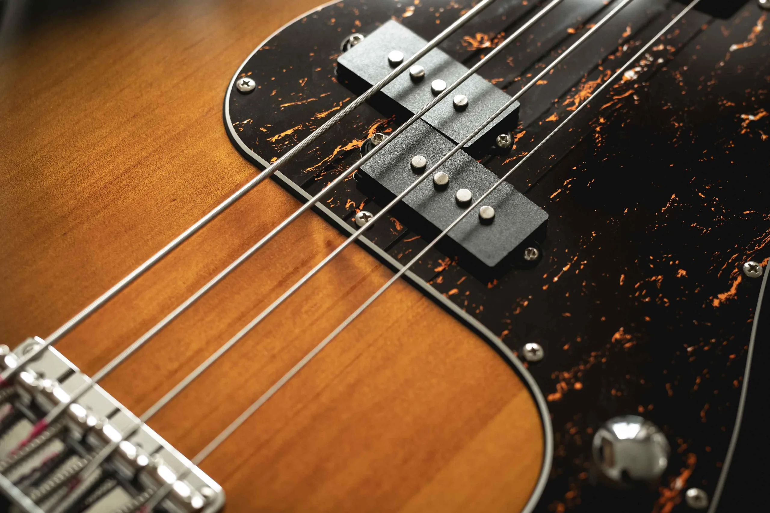 Riff-Mag.com - Bass Guitar Strings: All You Need To Know