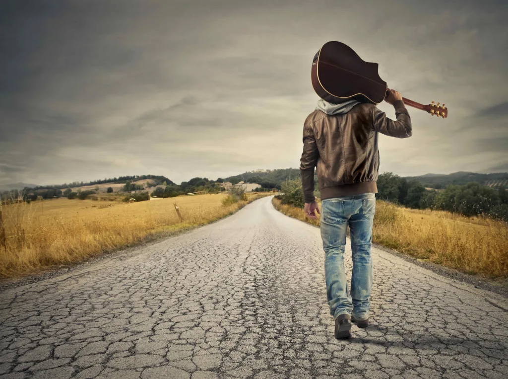 How to Carrying Your Guitar